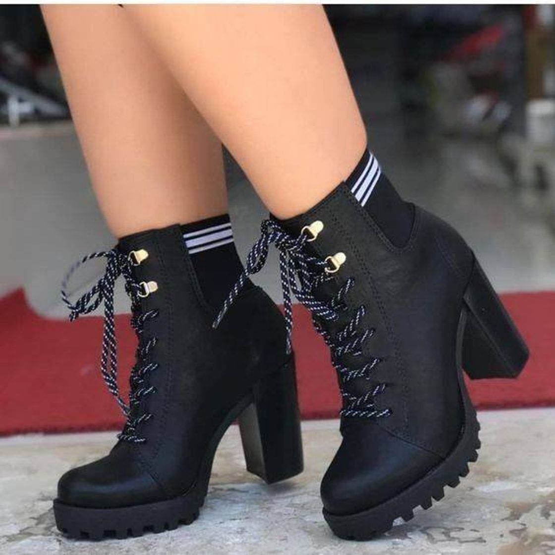 Moda BOTAS FEMININAS