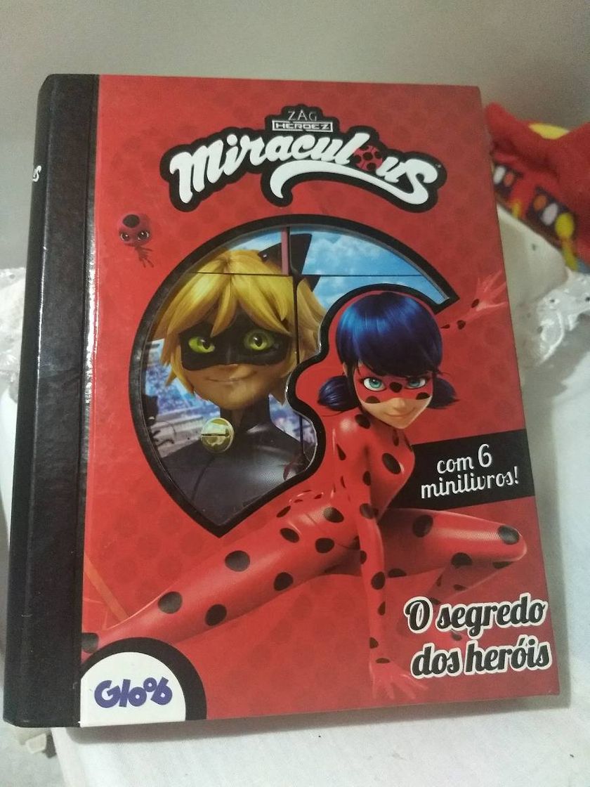 Fashion Ladybug - O segredos dos heróis - Ciranda Cultural