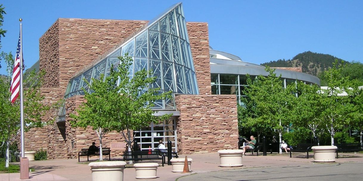 Lugares Boulder Public Library - Main Library