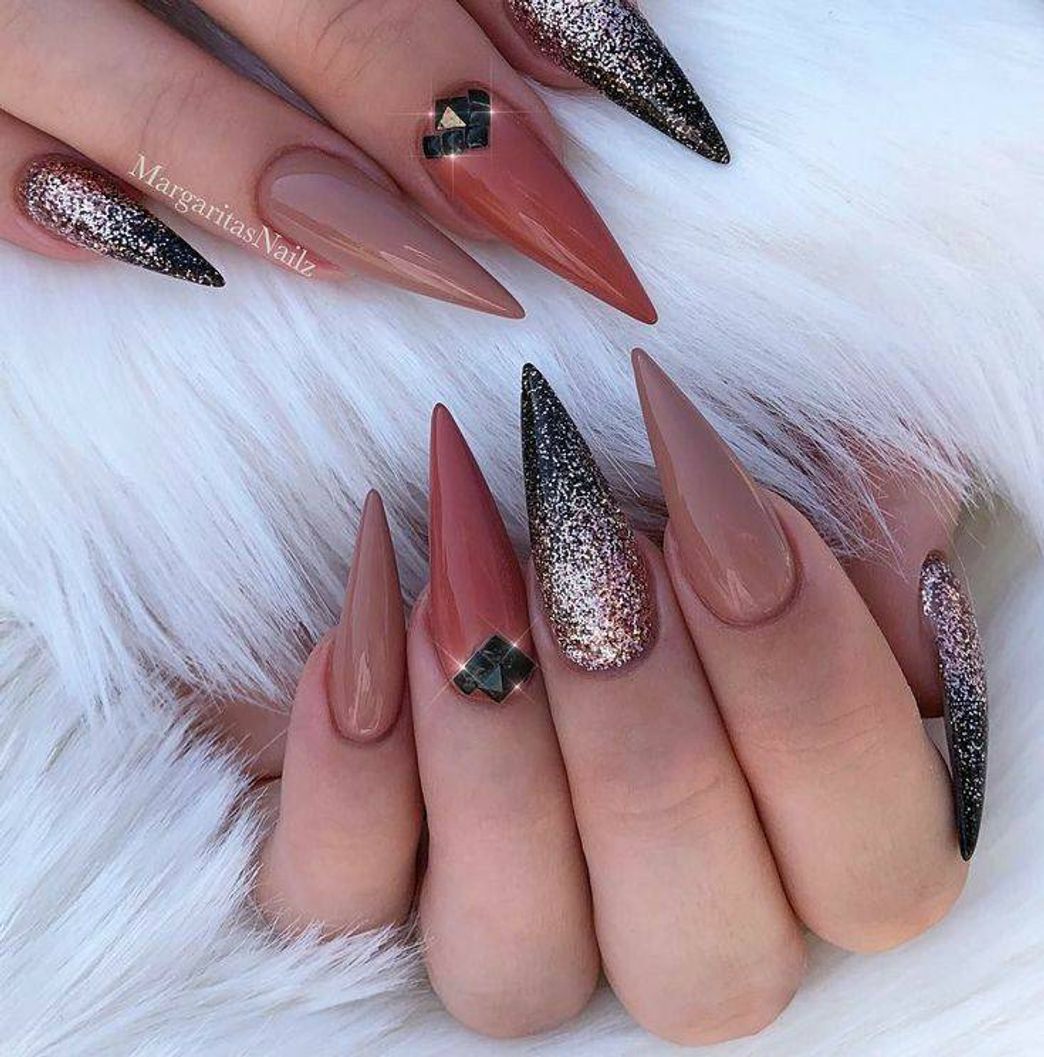 Moda Unhas Stilleto 