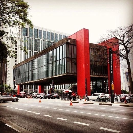 Visitar o MASP ( museu ) 📽