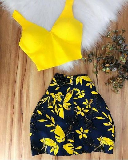 Look Tumblr amarelo 💛 e preto 🖤