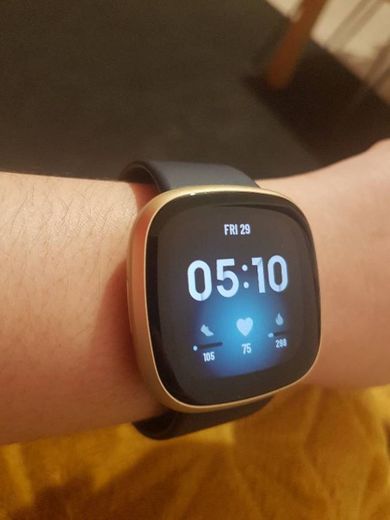Fitbit Versa 3 - Smartwatch de salud y forma física con GPS