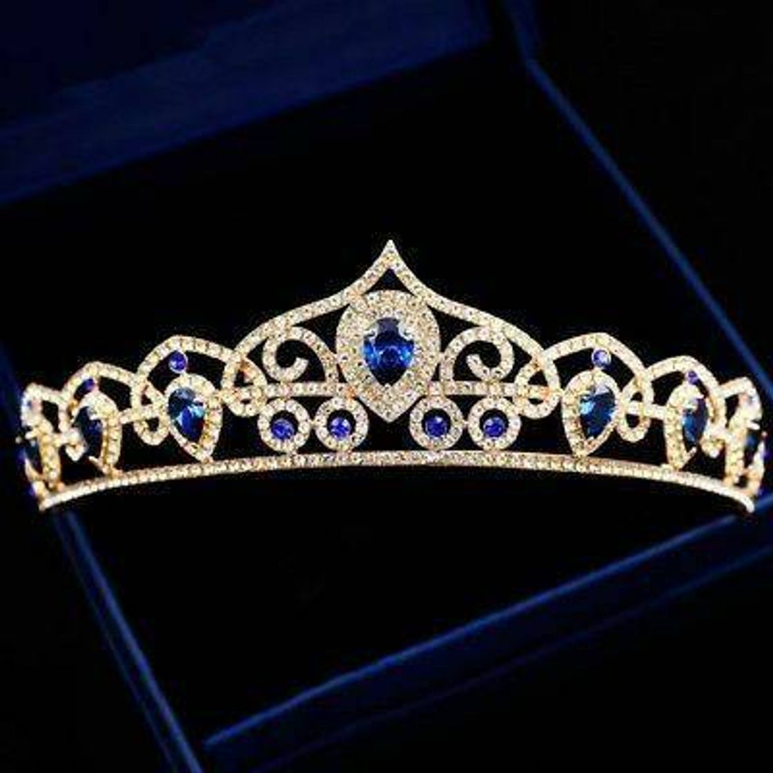 Fashion Blue Crown 