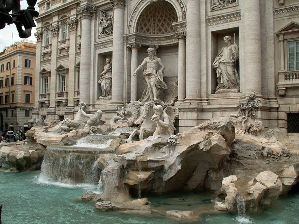 Fashion Fontana Di Trevi 