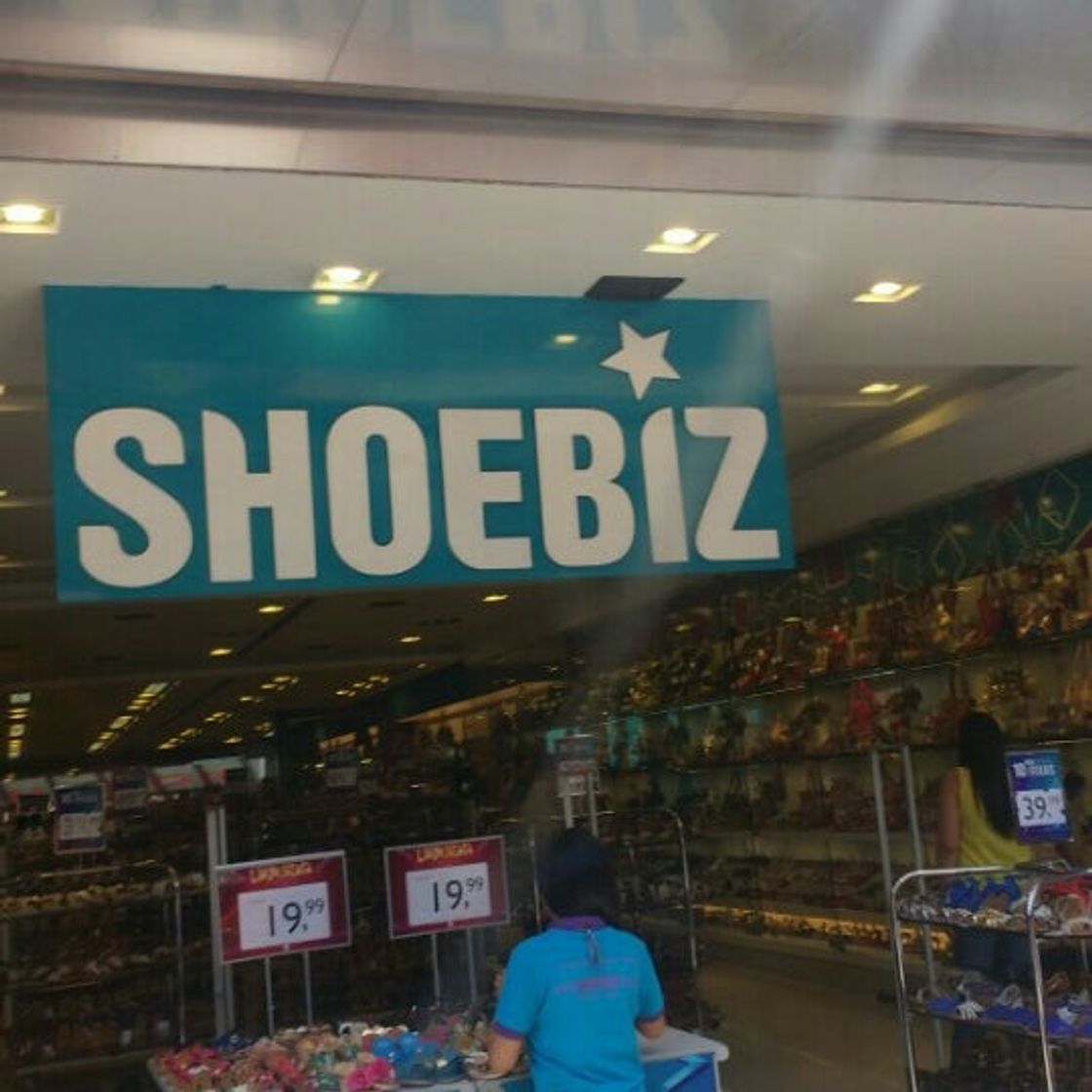 Lugar Shoebiz