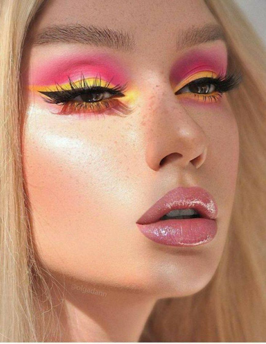 Fashion Pink and Yellow Makeup💛💗