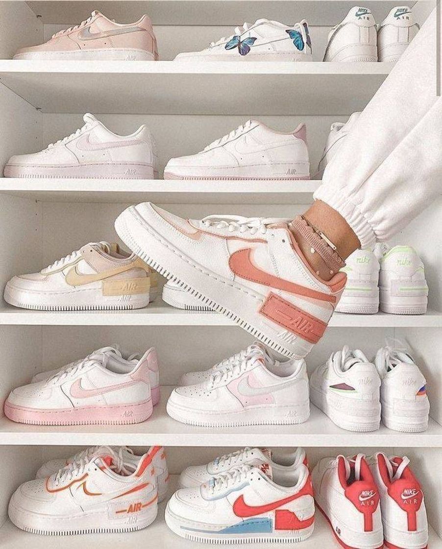 Fashion Coleção de tenis Nike 🌈