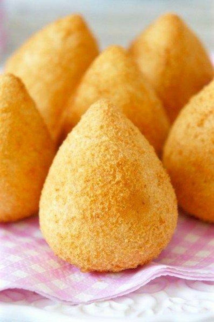 Moda Coxinha de frango com catupiry