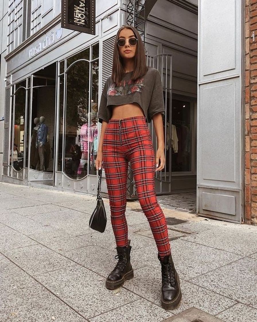 Social calça xadrez vermelha 
