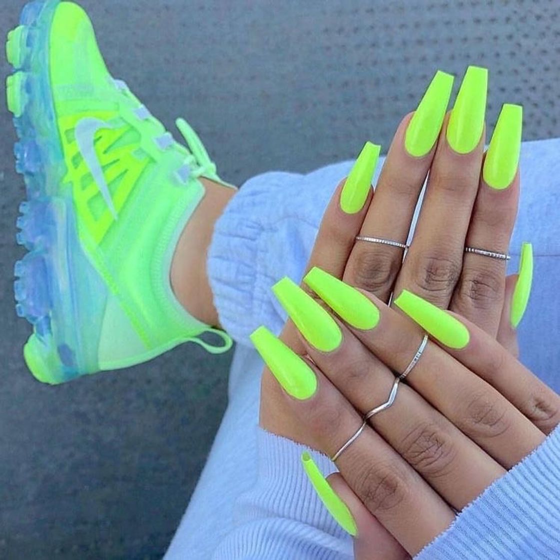 Fashion nails 