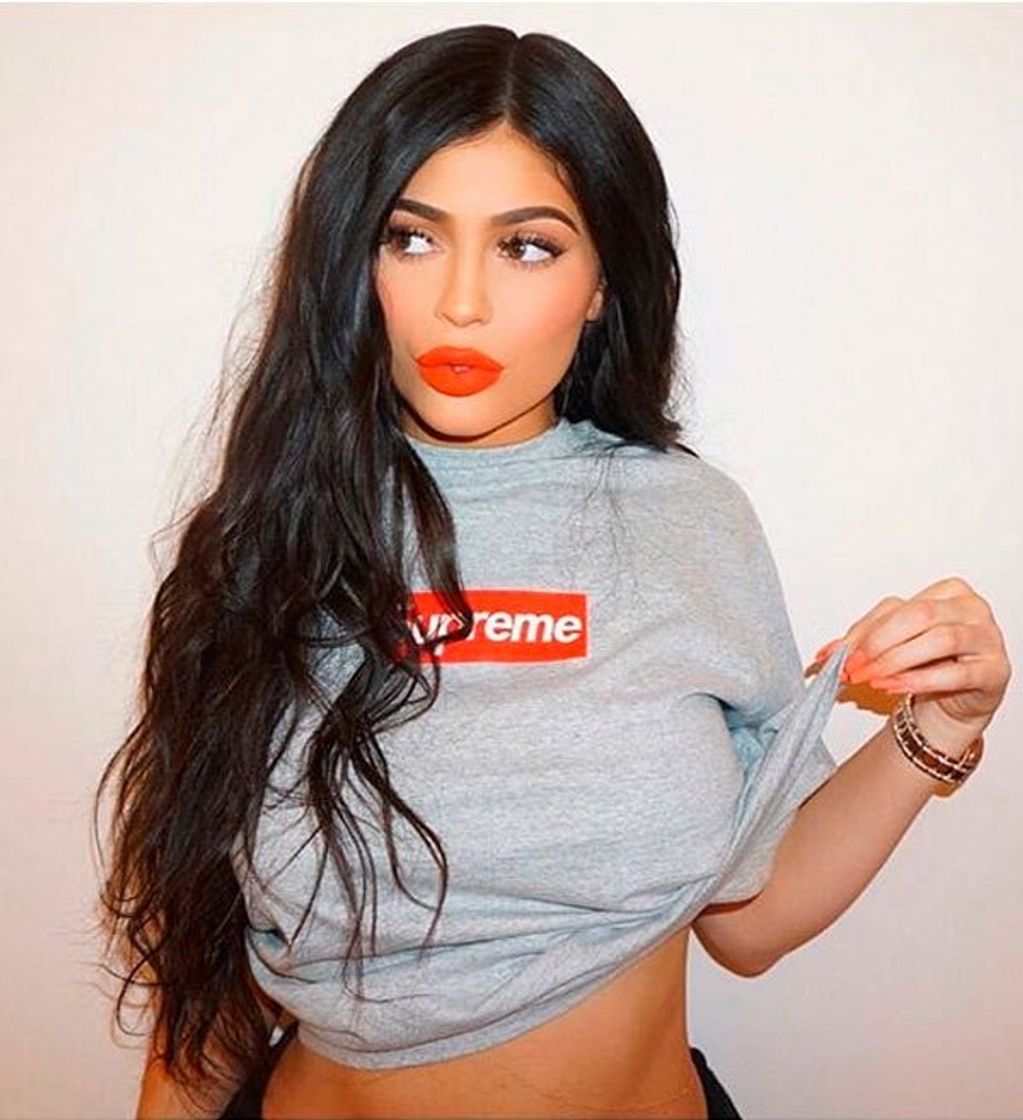 Moda Kylie Jenner • Supreme 