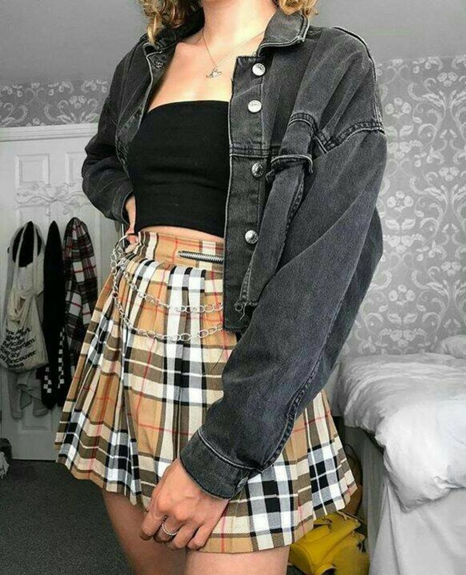 Moda outfits 90's skirt 💛