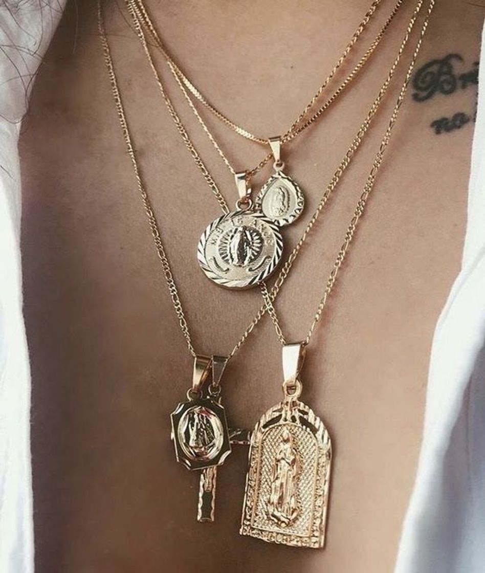 Social Colar dourado