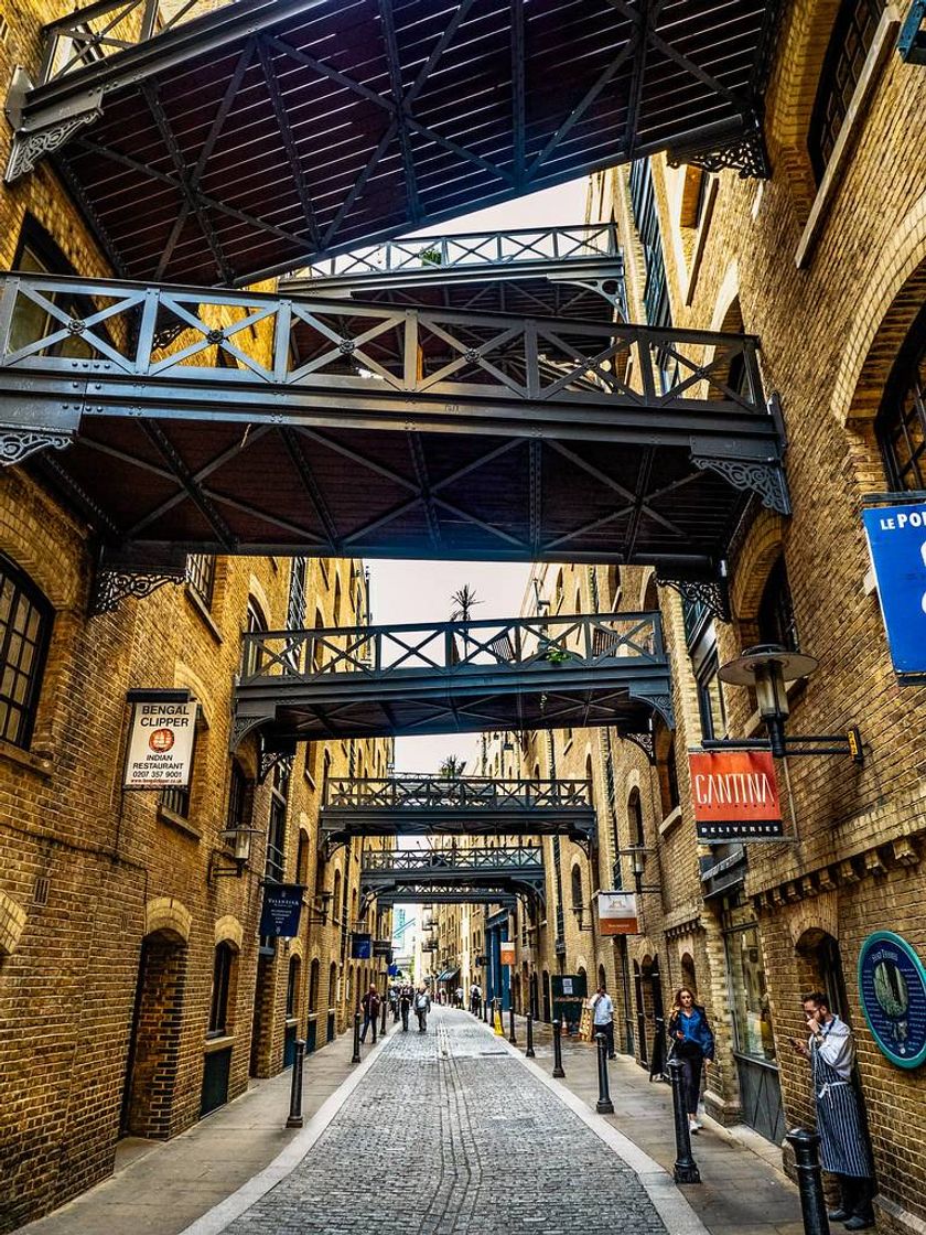 Place Shad Thames