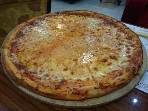 Pizzería Pierotti