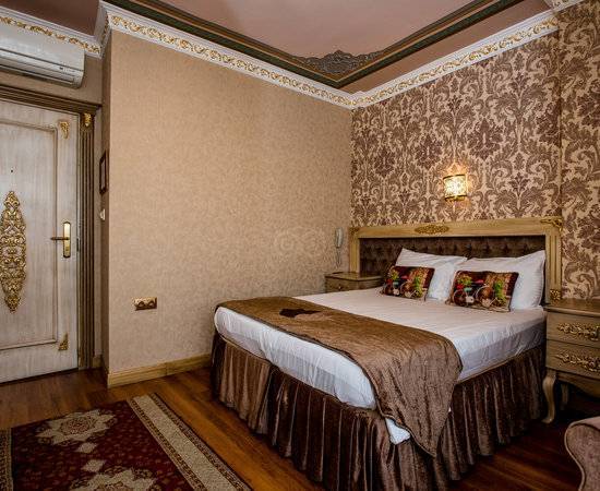 Kaftan Hotel