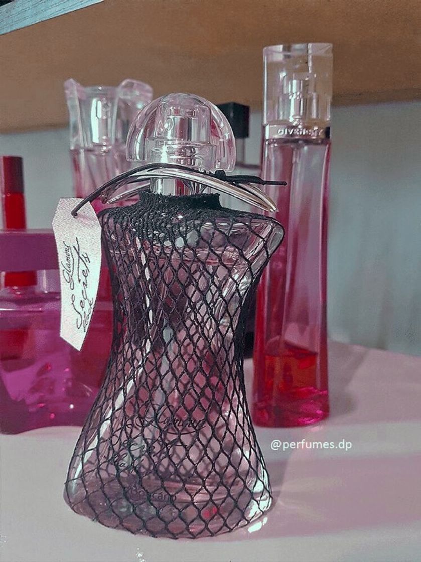 •Glamour Secrets Black-Boticário•