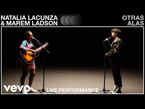 Canción otras alas (Live performance)