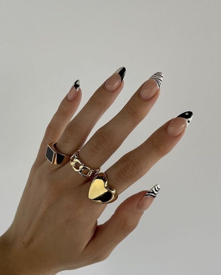 Fashion nails