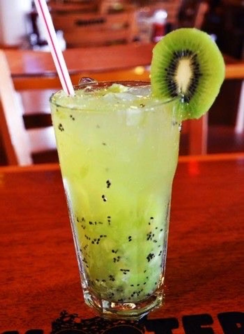 Fashion Caipirinha de kiwi 