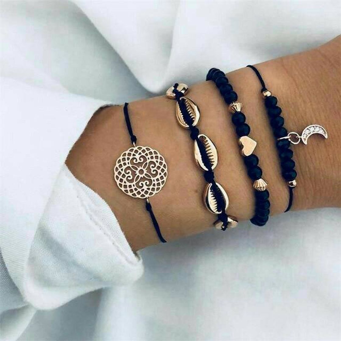 Moda Pulseiras black