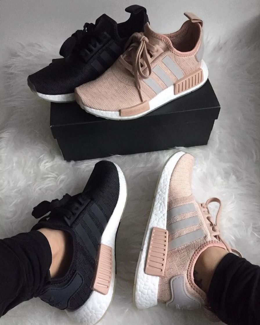 Moda 👟🖤👟💖