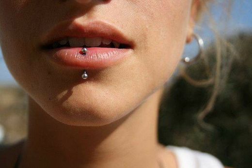 Piercing na boca 