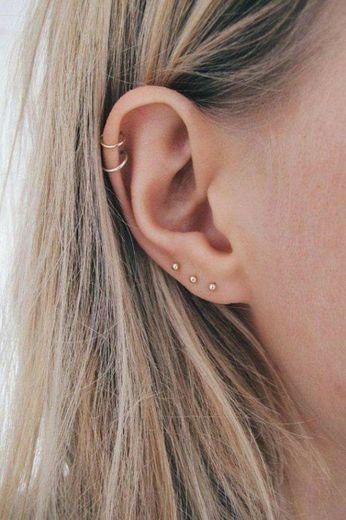 Piercing na orelha