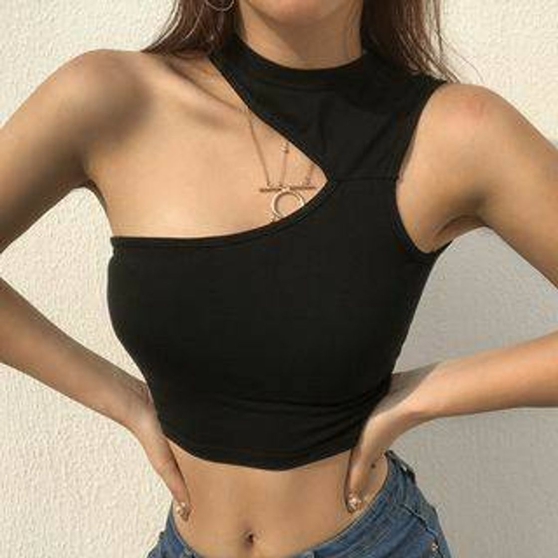 Moda Cropped preto diferente 