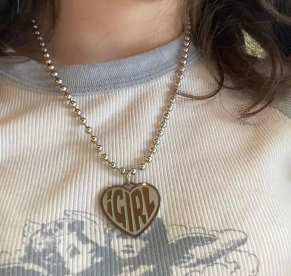 Social collar de acero inoxidable con colgante de corazón 2,61€ ‼️