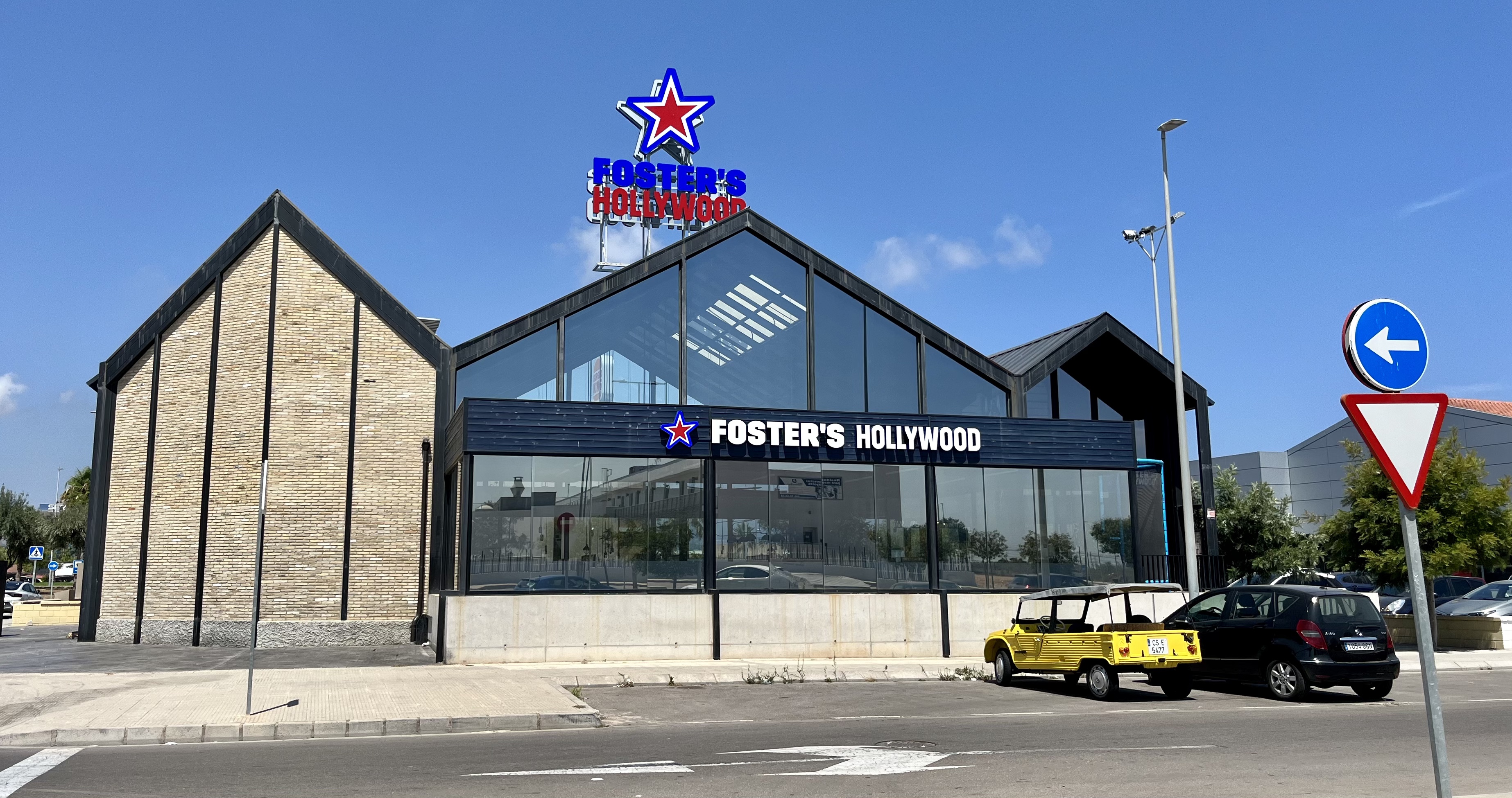 Foster's Hollywood