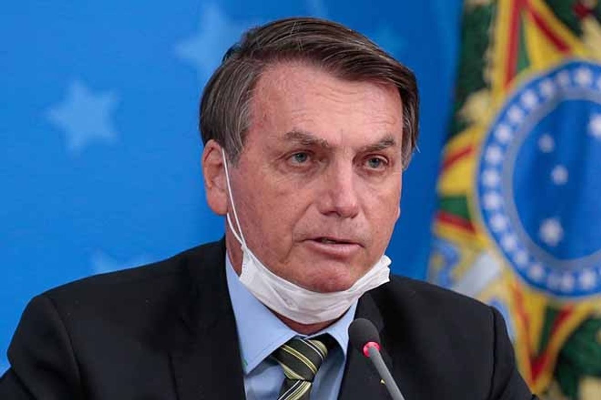 Moda Bolsonaro cuidando dos mais pobres 