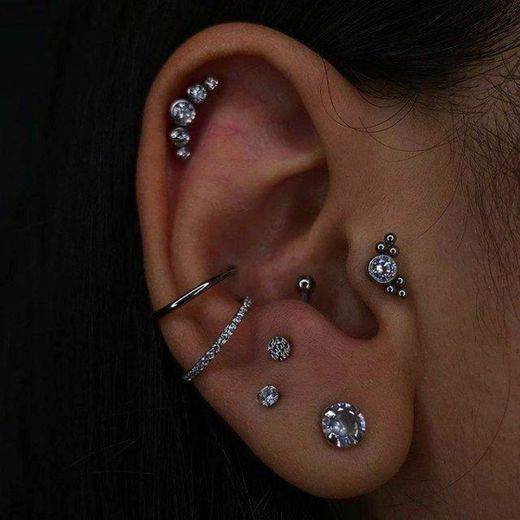 Piercings na orelha😍💉