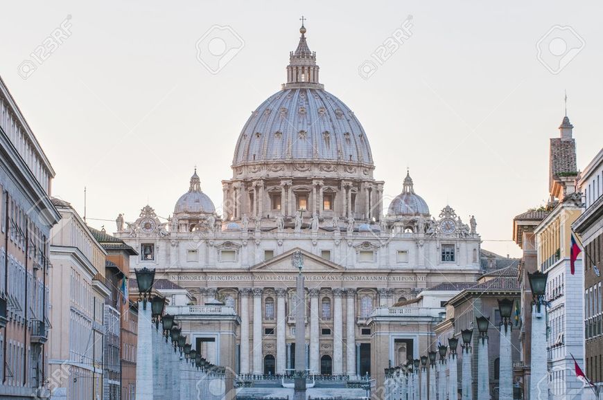 Place Basílica de San Pedro
