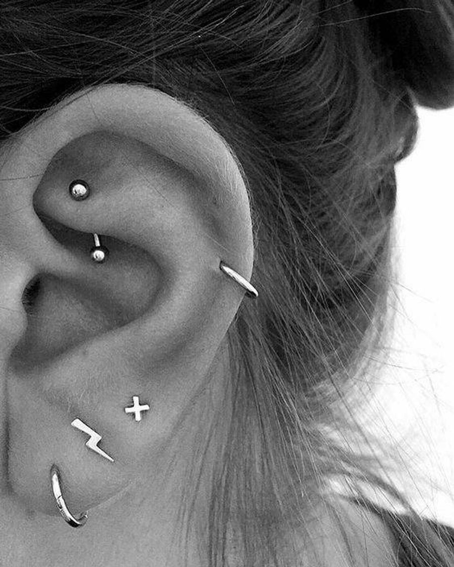 Fashion Inspiração piercing: na orelha ✨