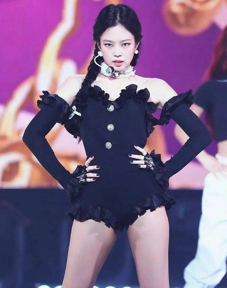 Moda Jennie kim Outfit 