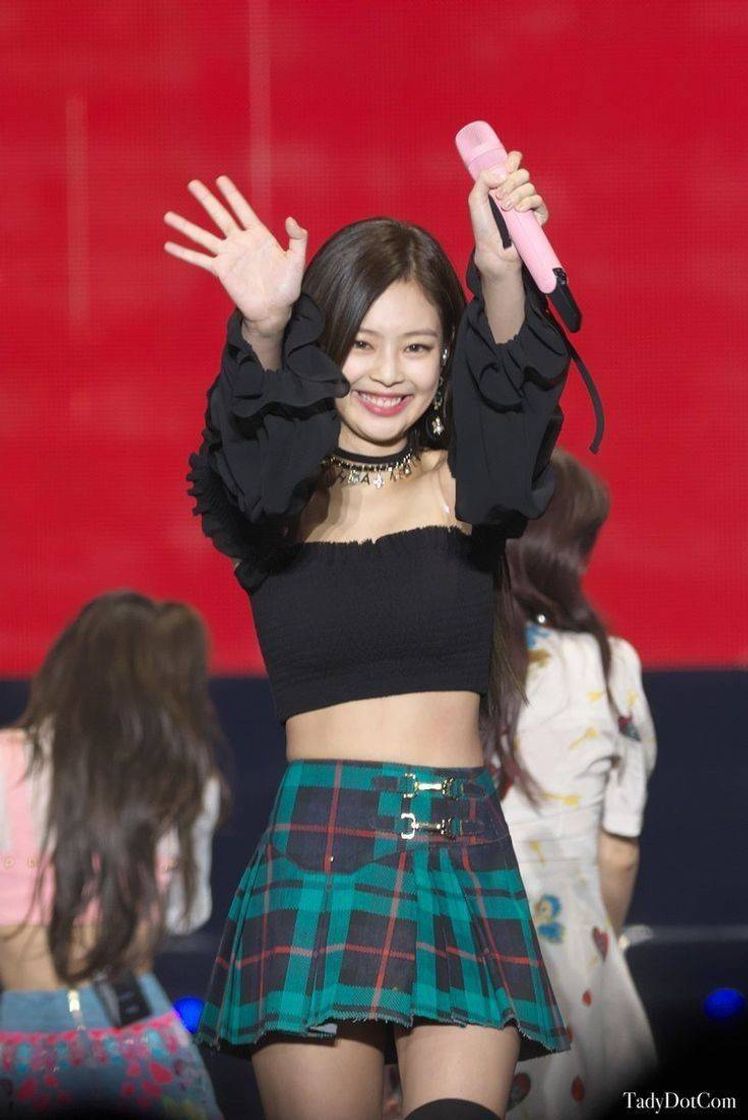 Moda Kim Jennie e seu senso de moda incrível 