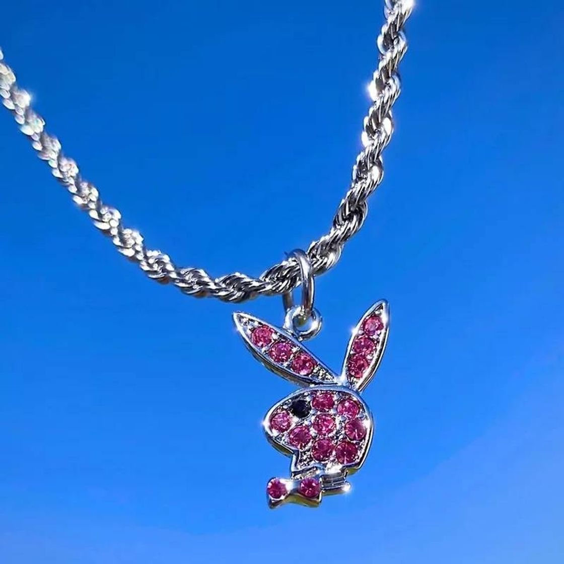 Moda Playboy necklace