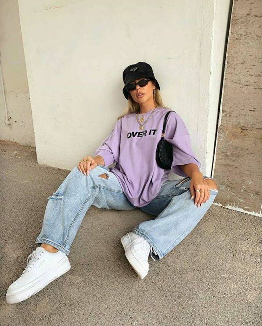 Moda Camiseta oversize e bucket 