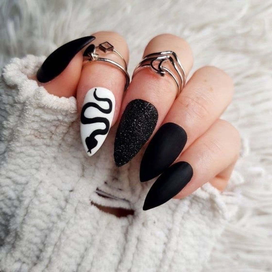 snake matte black 🐍🖤