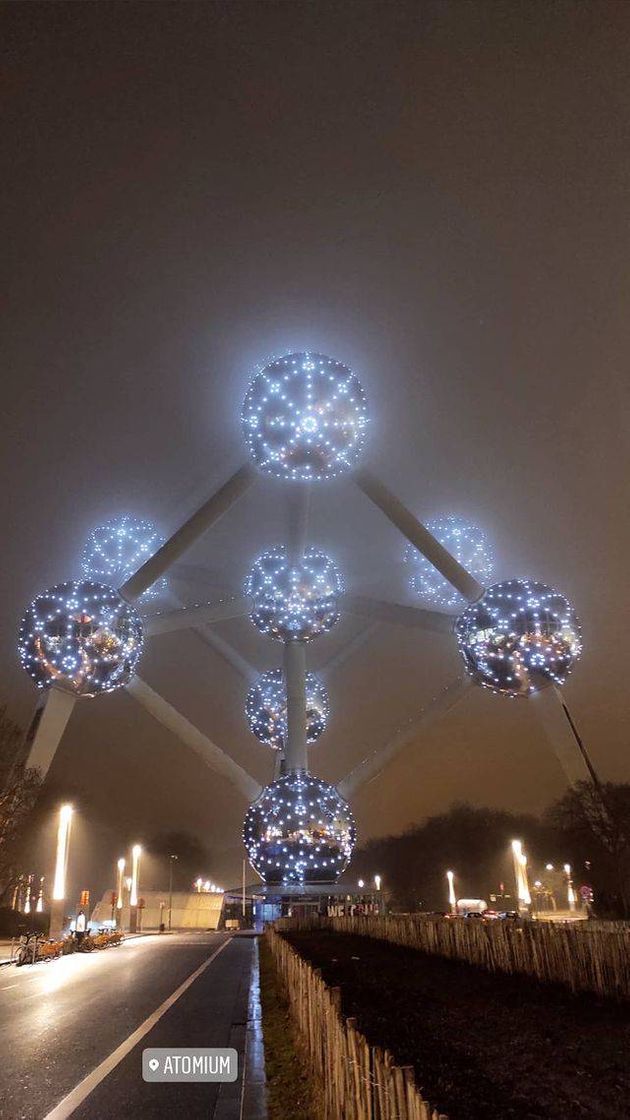 Place Atomium