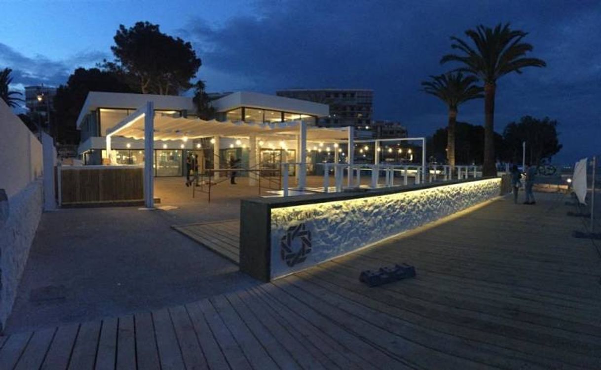 Restaurantes Giuliani's Beach Restaurant