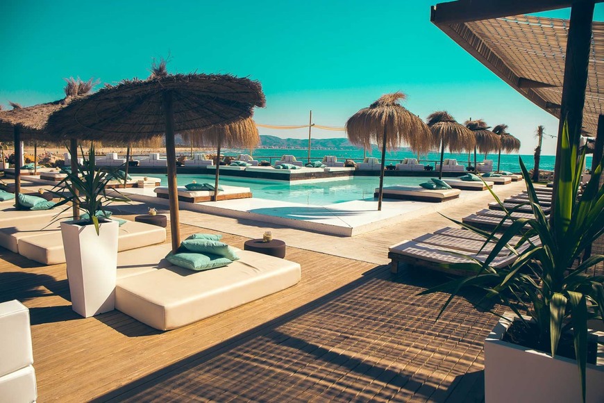 Restaurantes Nudo Beach Club