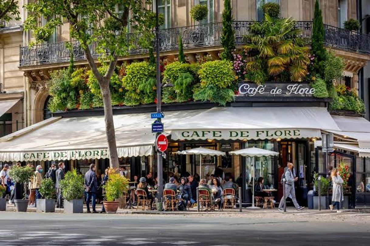 Moda Paris- Café de Flore 