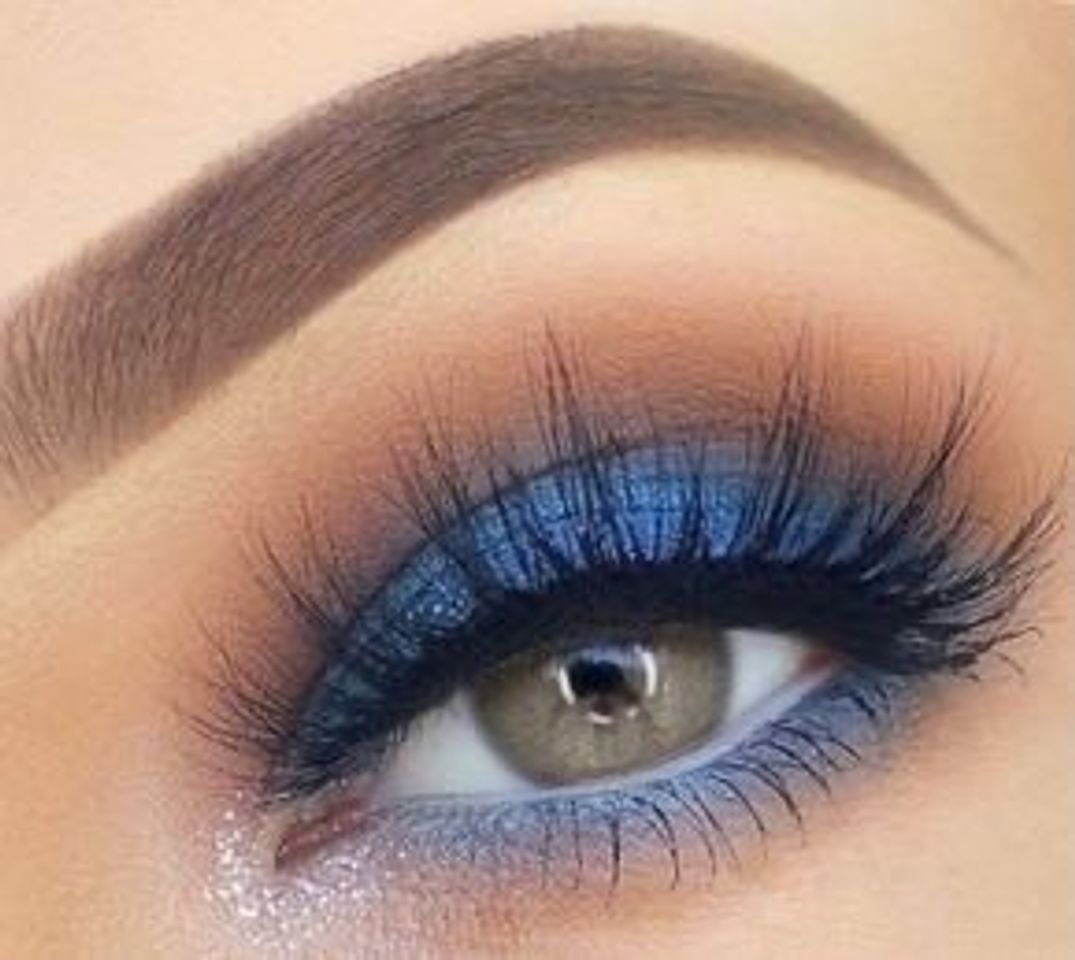 Social Blue makeup 