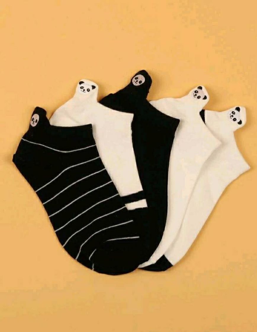 Moda Meias bordadas pandas de 5 pares SHEIN