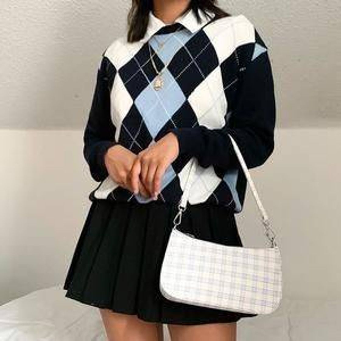 Fashion vintage look aesthetic college plaid skirt black sweater