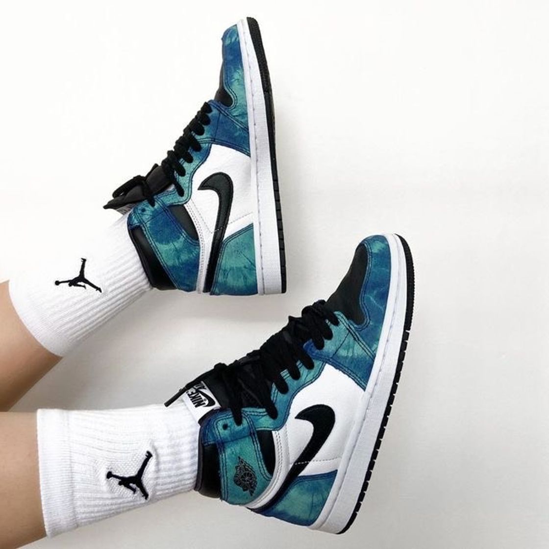 Moda Jordan 1 Retro High Tie Dye 