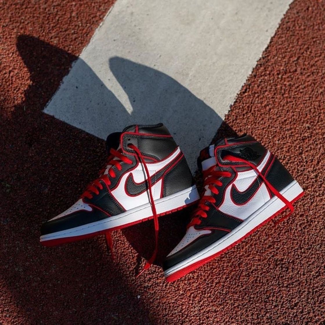 Moda Air Jordan 1 Bloodline